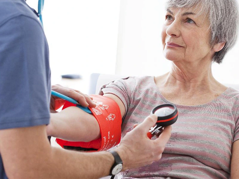 پرستار بیمار خانگی، مراقبتی اختصاصی برای بیماران خاص و سالمندان